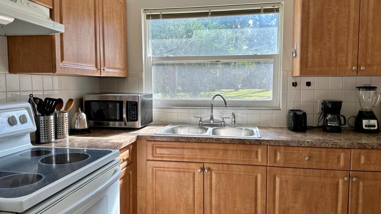 Cozy Near Busch Gardens Homestay