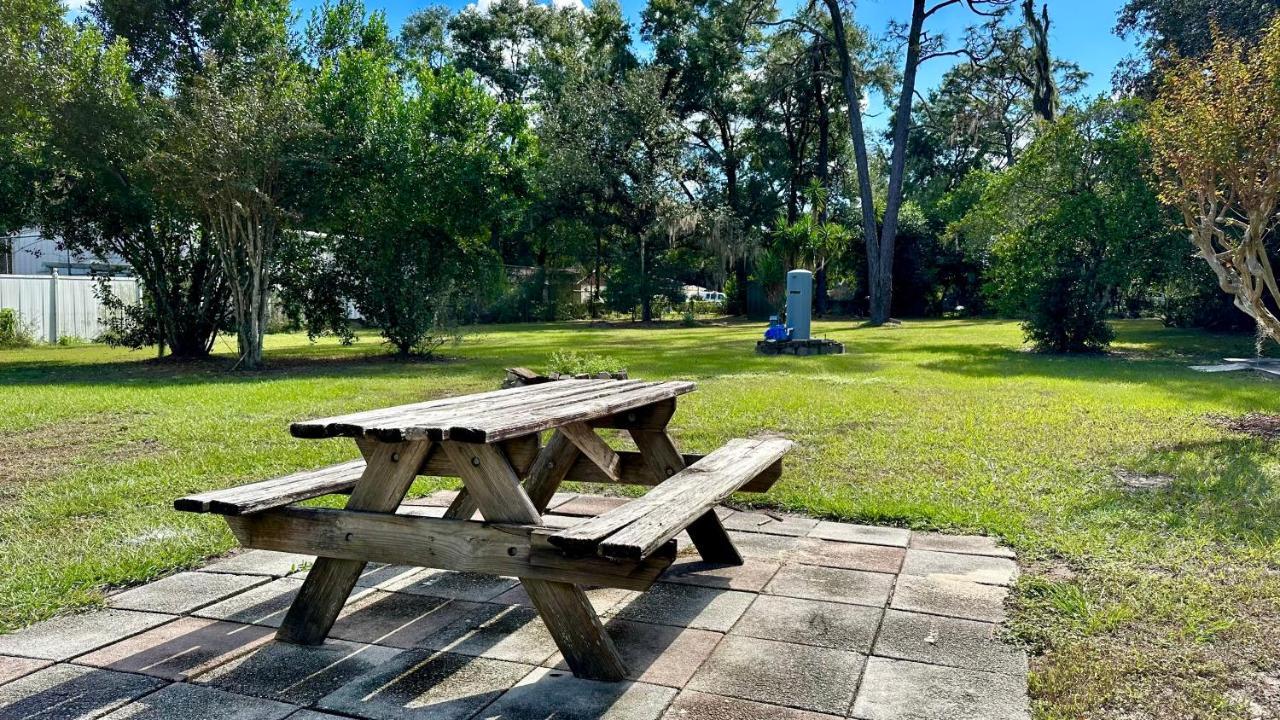 Homestay Cozy Near Busch Gardens *
